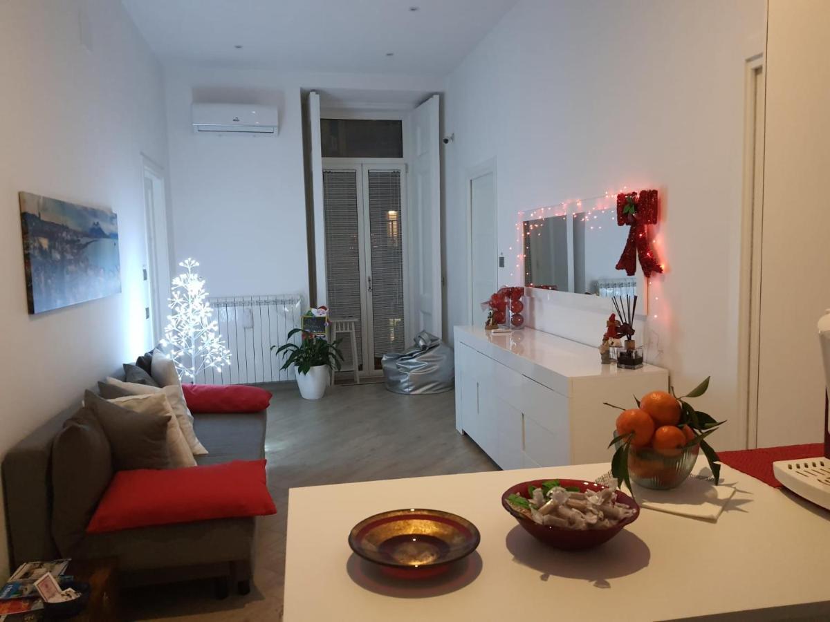 La Casa Di Maria Hotel Наполи Екстериор снимка